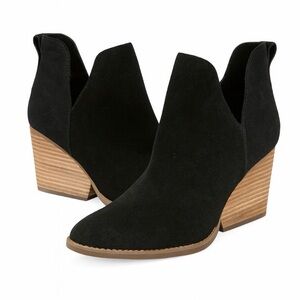 Tom’s Black Suede Ankle Wedge Boots
